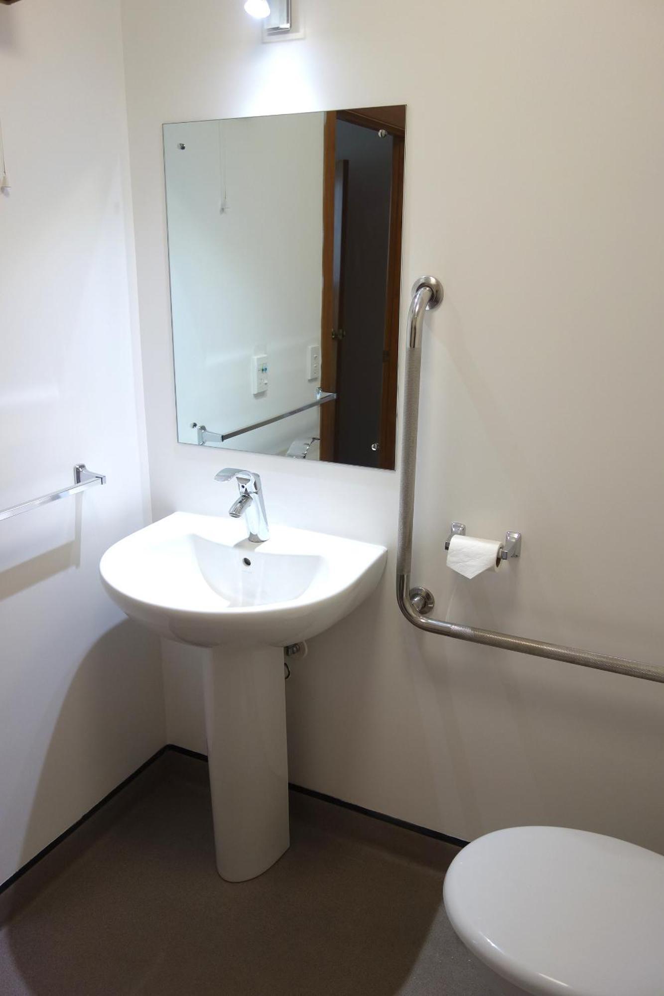 Beachside Villas Motel Nelson Room photo